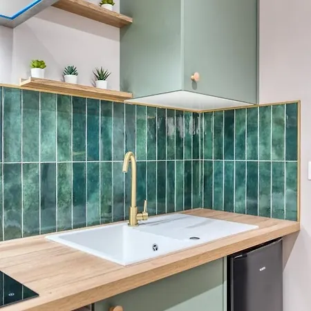 L'evasion ~ Balneo ~ Sauna Apartment